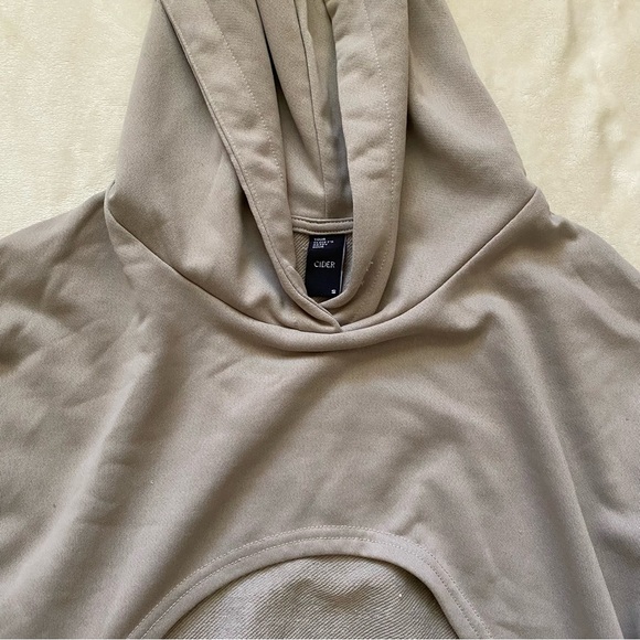 Cider Sweatshirt - Picture 2 of 5